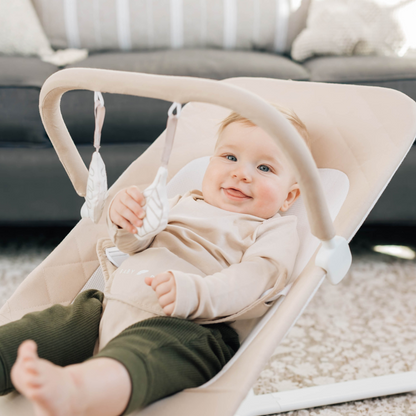 🍼 BELUNO™ - Lightweight Baby Bouncer Chair | Portable, Natural Rocking & Comfy Support