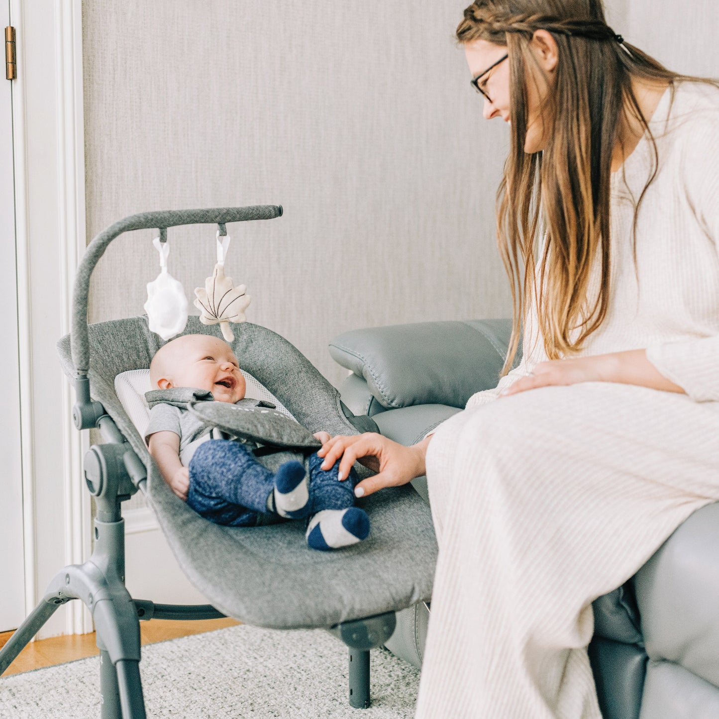 MOVA™ - Adjustable Baby Bouncer Chair for Soothing & Natural Comfort