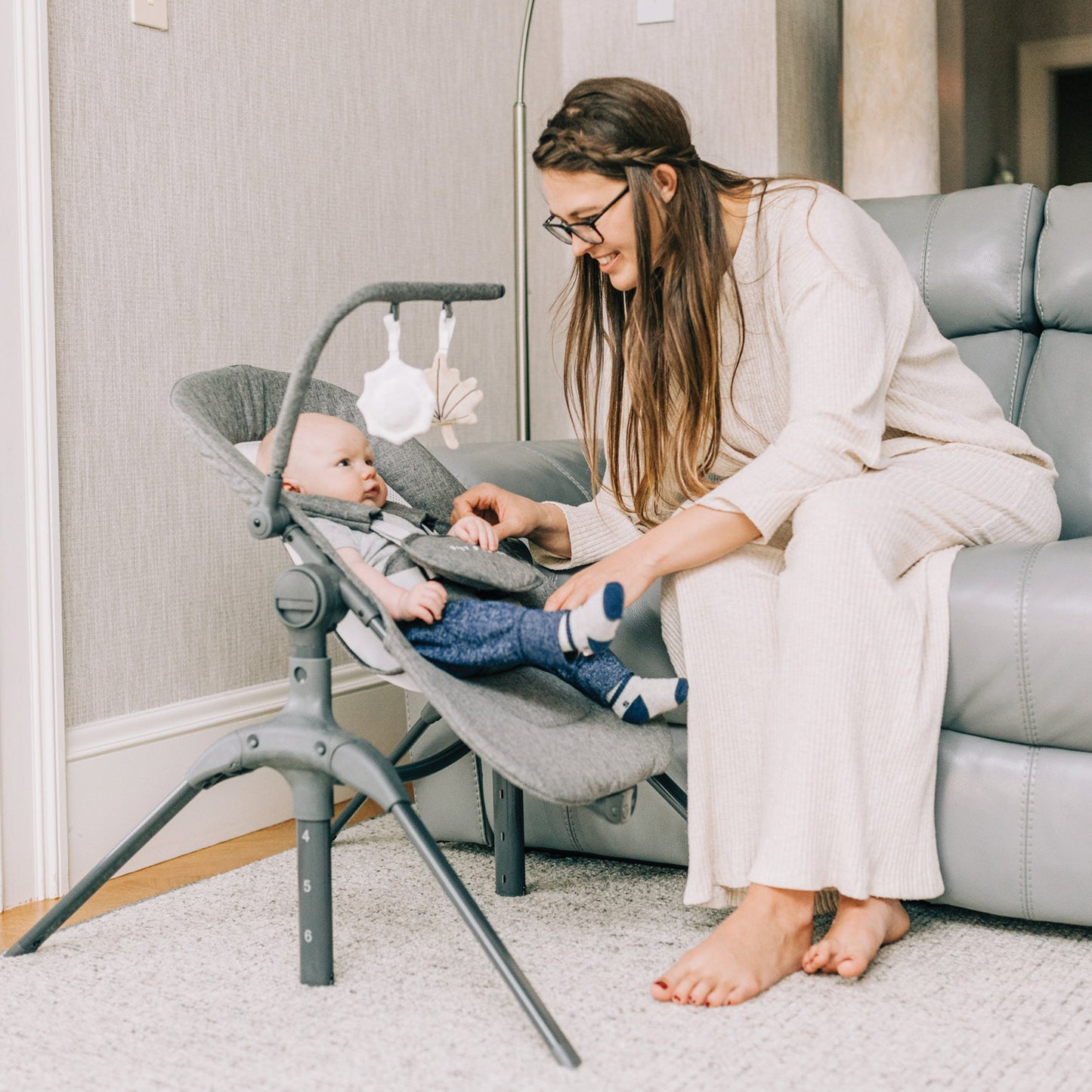 MOVA™ - Adjustable Baby Bouncer Chair for Soothing & Natural Comfort